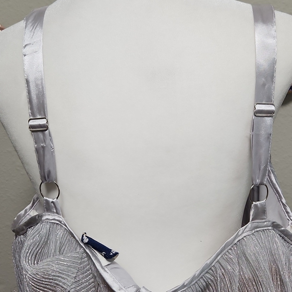 Arula Sparkly Tiered Party Dress - Picture 7 of 9